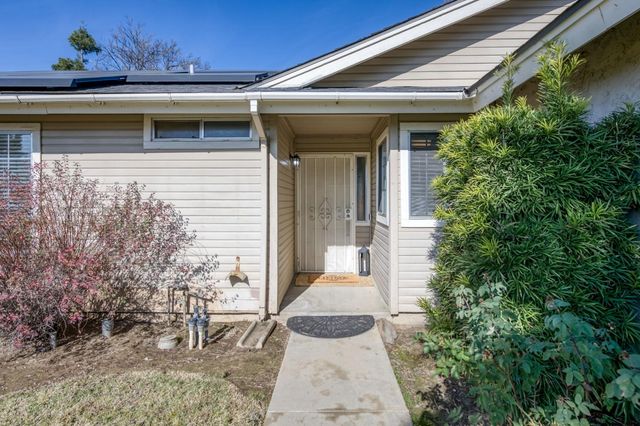 1065 Polson Avenue, Clovis, CA 93612