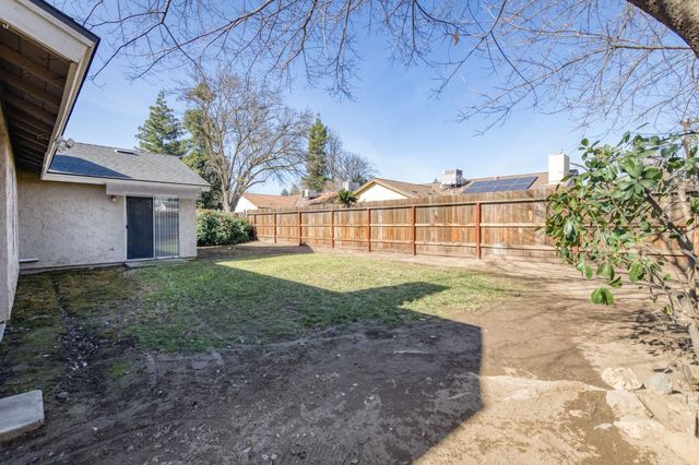 1065 Polson Avenue, Clovis, CA 93612