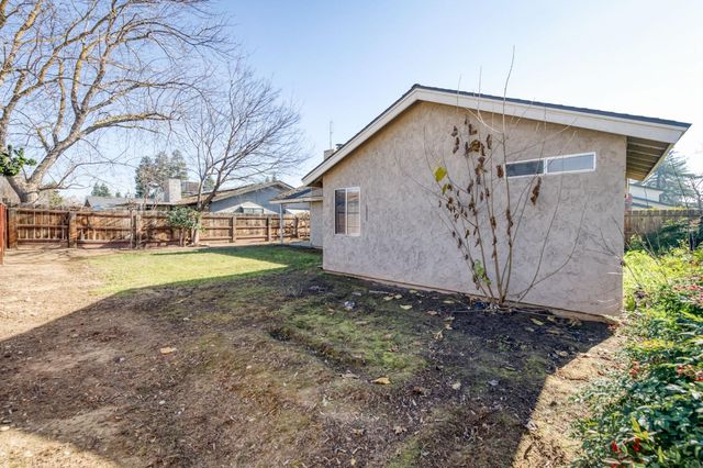 1065 Polson Avenue, Clovis, CA 93612