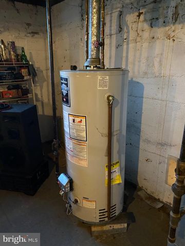 1457 W LANDIS AVE, Vineland, NJ 08360