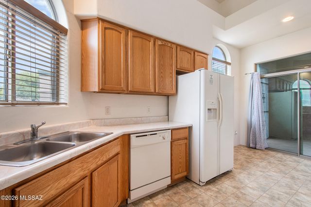 3225 S Treasure Cove Place, Tucson, AZ 85713
