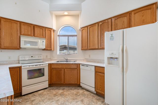 3225 S Treasure Cove Place, Tucson, AZ 85713