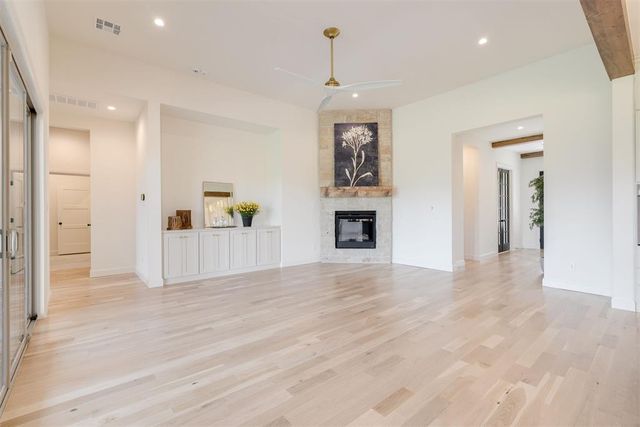 1916 Parkwood Avenue, Edmond, OK 73034