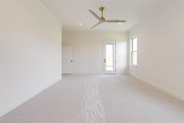 1916 Parkwood Avenue, Edmond, OK 73034