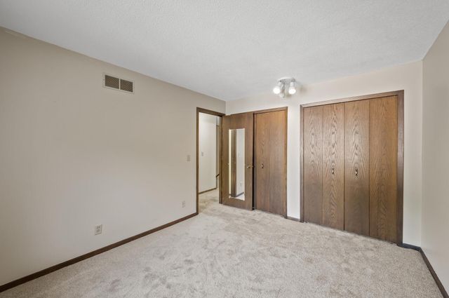 2671 Sumac Ridge, White Bear Lake, MN 55110