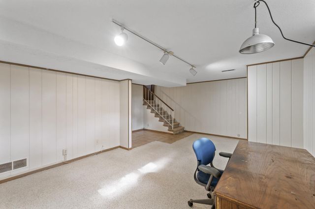 2671 Sumac Ridge, White Bear Lake, MN 55110