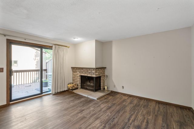 2671 Sumac Ridge, White Bear Lake, MN 55110