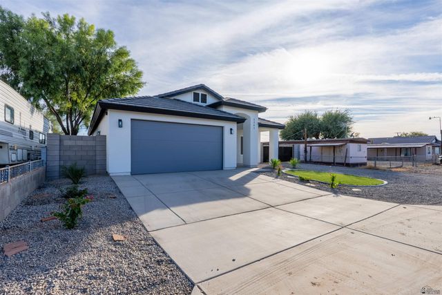 2241 E 15 St, Yuma, AZ 85365