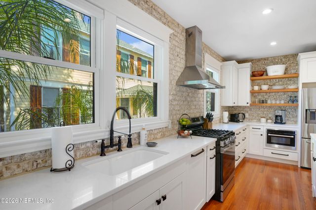 290 ST. GEORGE Street, St. Augustine, FL 32084