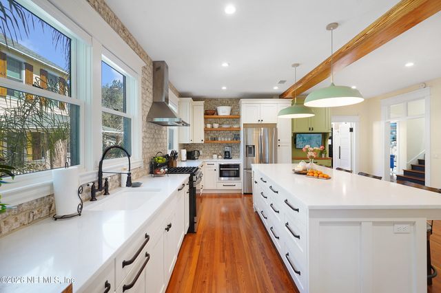 290 ST. GEORGE Street, St. Augustine, FL 32084