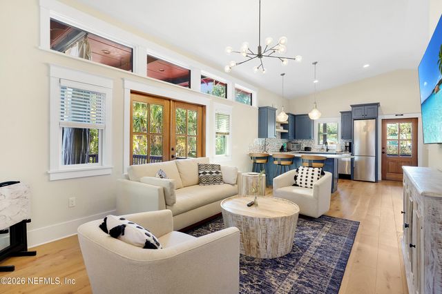 290 ST. GEORGE Street, St. Augustine, FL 32084