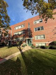 201 Custer Avenue G, Evanston, IL 60202