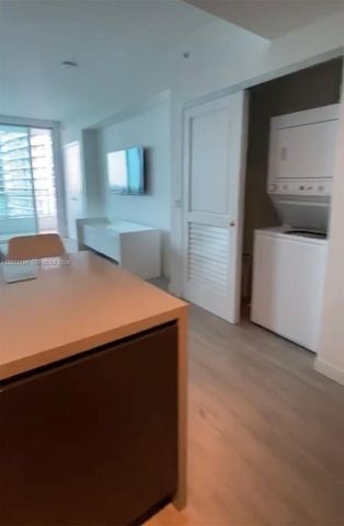 1080 Brickell Ave 2405, Miami, FL 33131