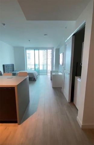 1080 Brickell Ave 2405, Miami, FL 33131