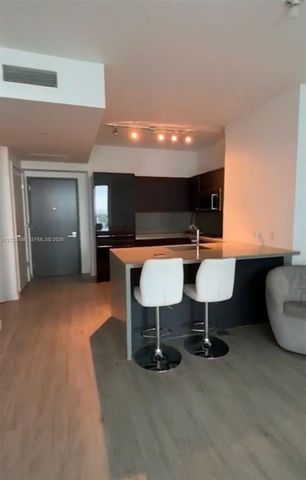1080 Brickell Ave 2405, Miami, FL 33131