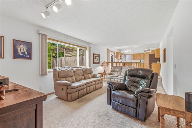 11350 53rd Street NE, Albertville, MN 55301