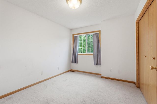 11350 53rd Street NE, Albertville, MN 55301