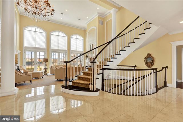 1000 BLUESTONE DR, Lititz, PA 17543