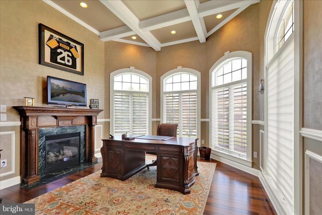 1000 BLUESTONE DR, Lititz, PA 17543