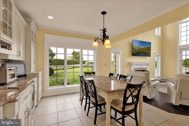 1000 BLUESTONE DR, Lititz, PA 17543