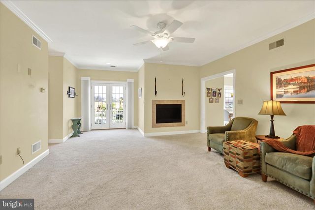 1000 BLUESTONE DR, Lititz, PA 17543
