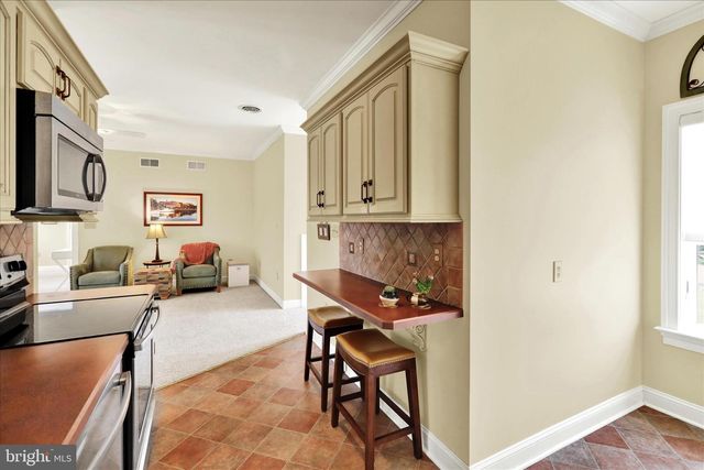1000 BLUESTONE DR, Lititz, PA 17543
