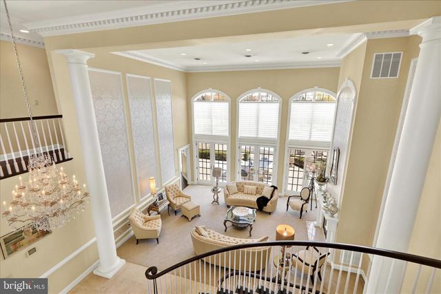1000 BLUESTONE DR, Lititz, PA 17543