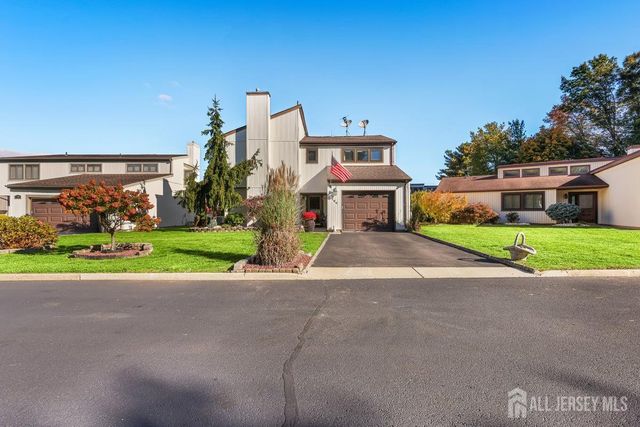 194 Starlight Court, Old Bridge, NJ 08857