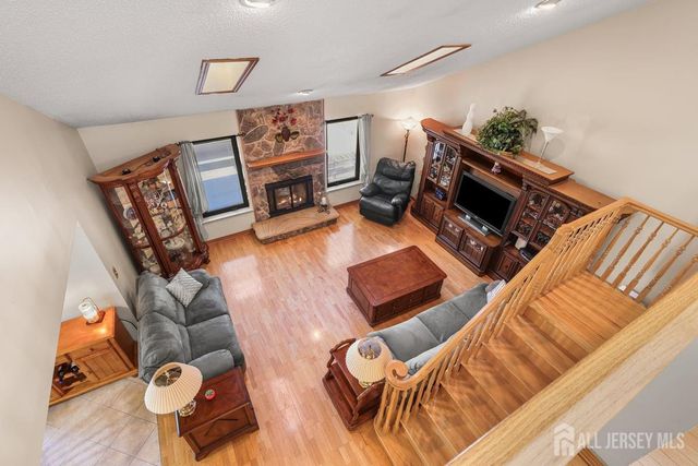 194 Starlight Court, Old Bridge, NJ 08857