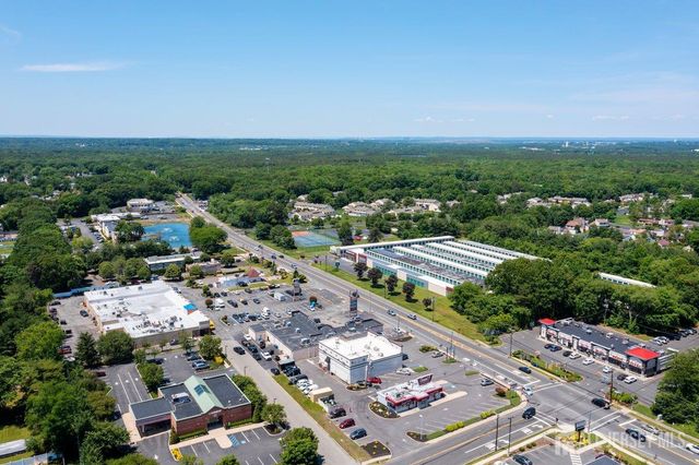 194 Starlight Court, Old Bridge, NJ 08857