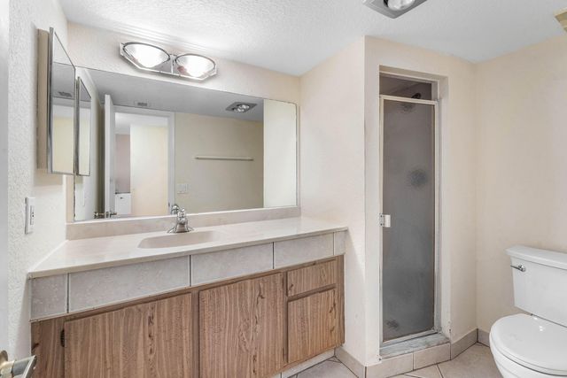 1030 Us Highway 1 413, North Palm Beach, FL 33408
