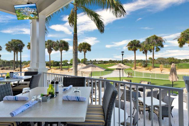 1030 Us Highway 1 413, North Palm Beach, FL 33408