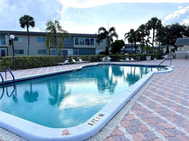 601 NW 80th Avenue 207, Margate, FL 33063
