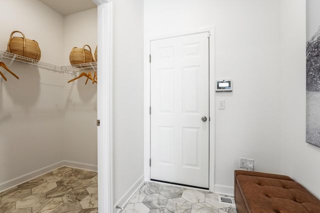 2505 Rock Elm Road, Shakopee, MN 55379