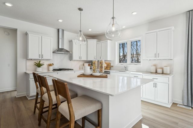2505 Rock Elm Road, Shakopee, MN 55379