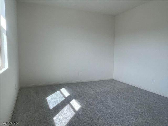 592 Clover Bar Lane, Las Vegas, NV 89138