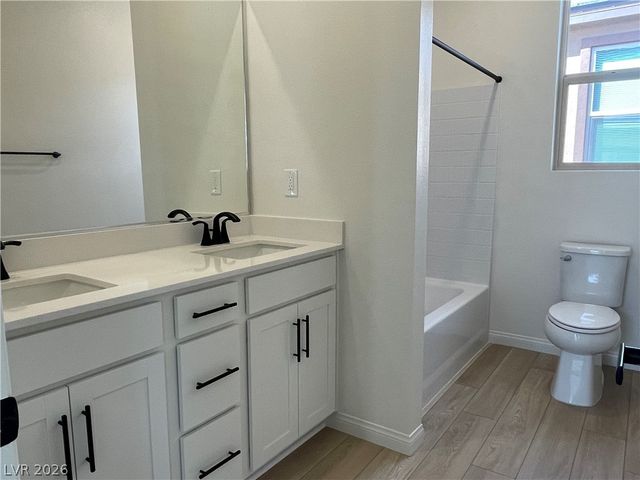 592 Clover Bar Lane, Las Vegas, NV 89138