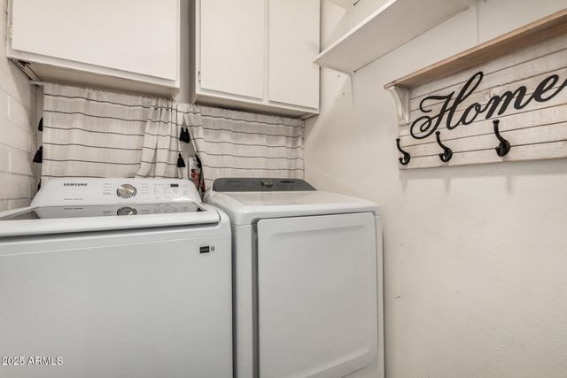 2402 W POINSETTIA Drive, Phoenix, AZ 85029