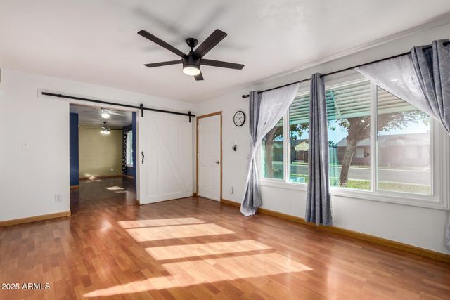 2402 W POINSETTIA Drive, Phoenix, AZ 85029