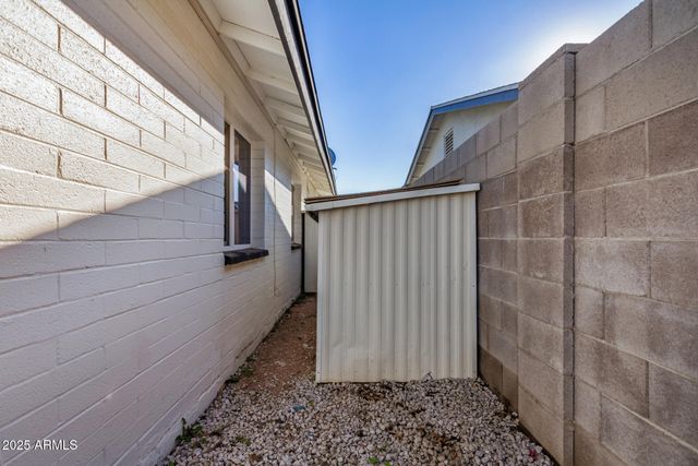 2402 W POINSETTIA Drive, Phoenix, AZ 85029