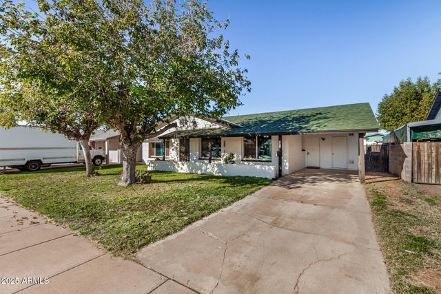 2402 W POINSETTIA Drive, Phoenix, AZ 85029