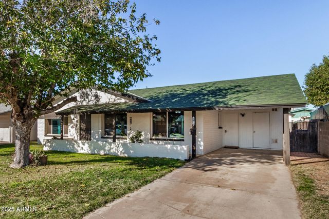 2402 W POINSETTIA Drive, Phoenix, AZ 85029