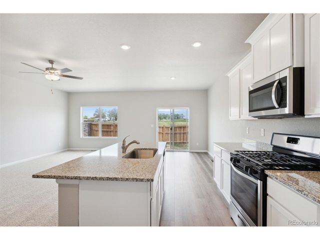 952 Cascade Falls St, Severance, CO 80550