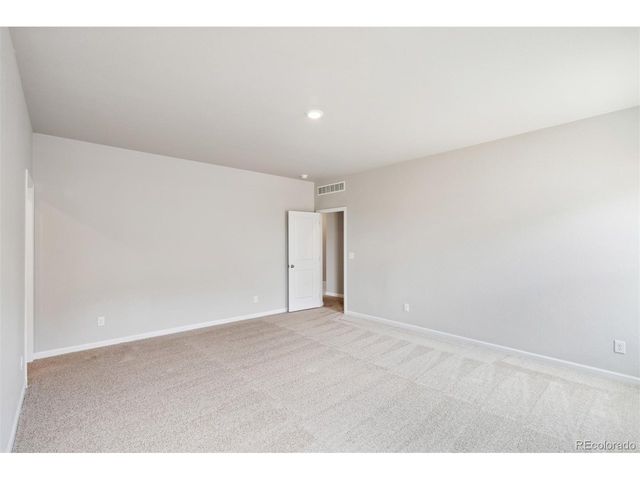 952 Cascade Falls St, Severance, CO 80550