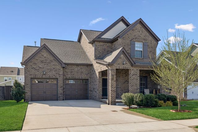 1017 Violet St, Spring Hill, TN 37174