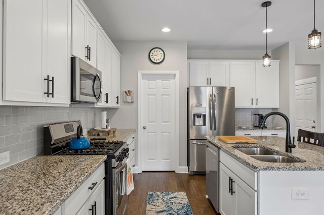 1017 Violet St, Spring Hill, TN 37174
