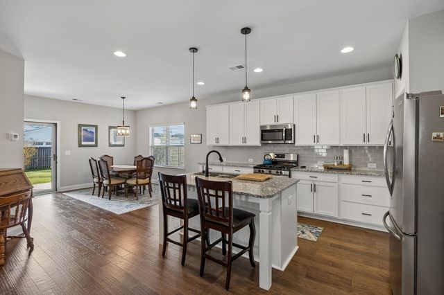 1017 Violet St, Spring Hill, TN 37174