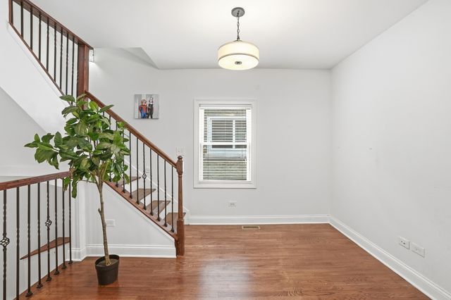 1229 Maple Avenue, Berwyn, IL 60402