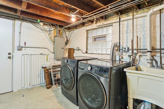 1229 Maple Avenue, Berwyn, IL 60402