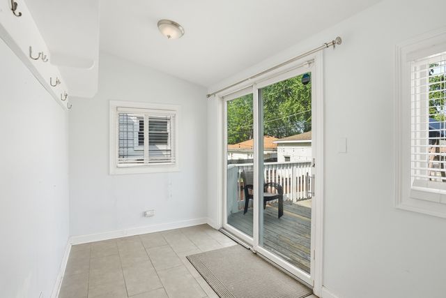 1229 Maple Avenue, Berwyn, IL 60402